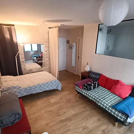 Studio Charmant A Clermont Ferrand 31 M² Parking Inclus Exterior photo