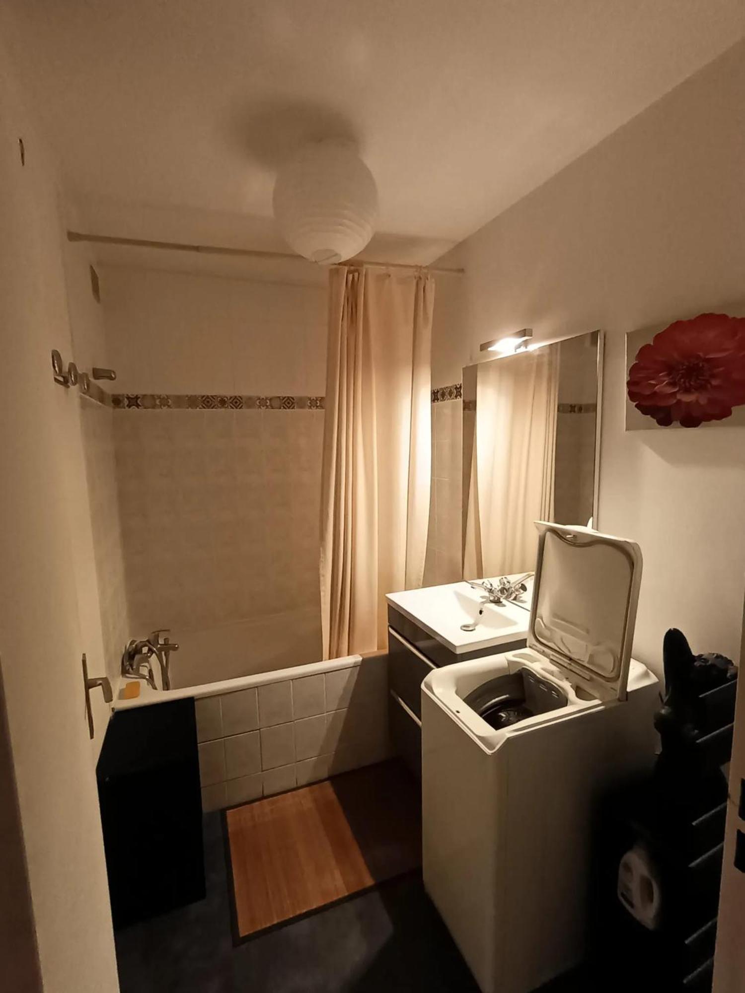 Studio Charmant A Clermont Ferrand 31 M² Parking Inclus Exterior photo